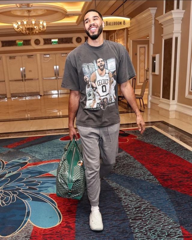 1720498006182031118.jpg a5200b89ly1hrgrp8ysi7j20n00ssn37.jpg